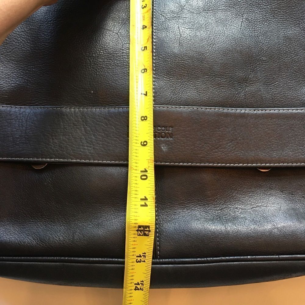 KENNETH COLE Reaction Satchel! - Picture 4 of 9